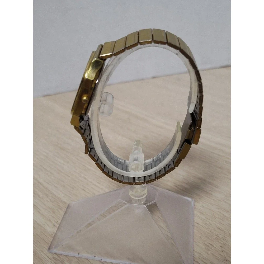 Bulova Vintage Quartz Watch Gold Tone Day Date Grey Dial Face Swiss Movement